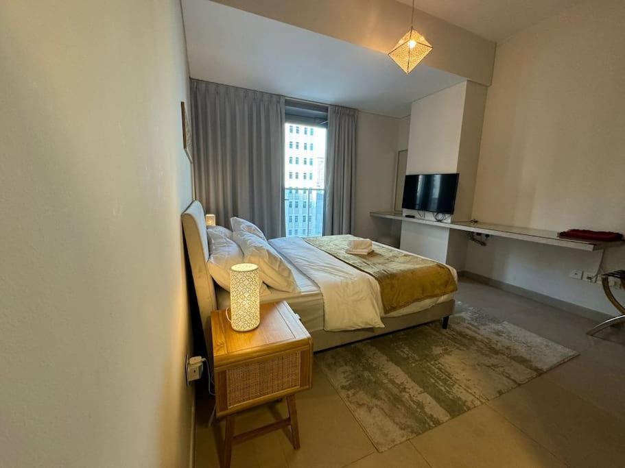 Apartment 1br Sparkle Tower Marina