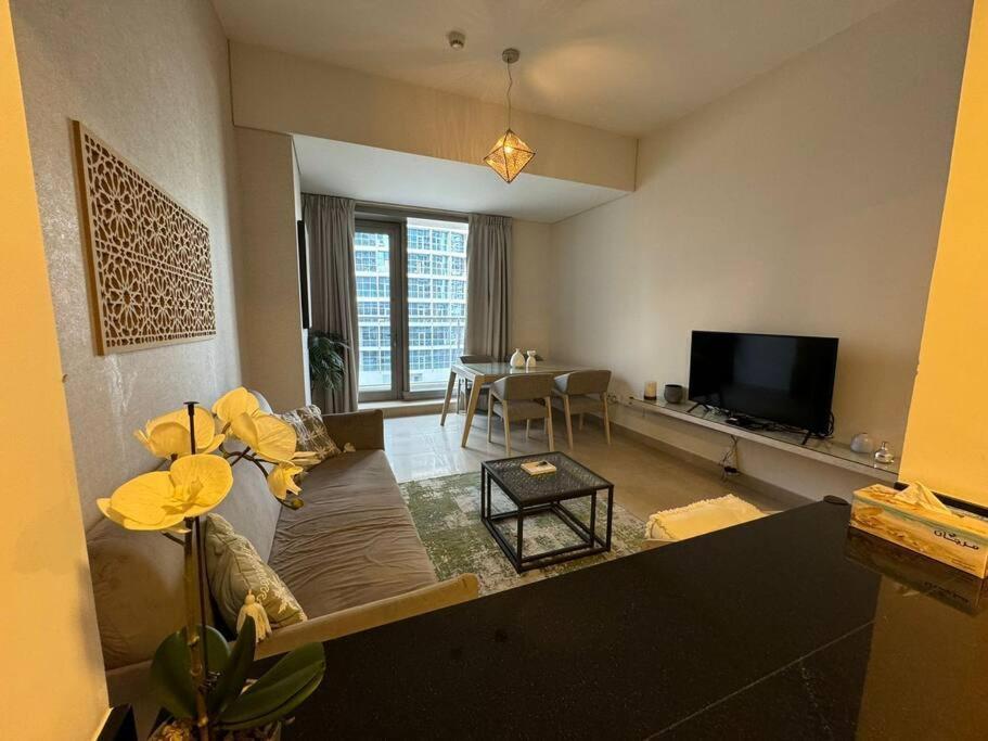 Apartment 1br Sparkle Tower Marina *